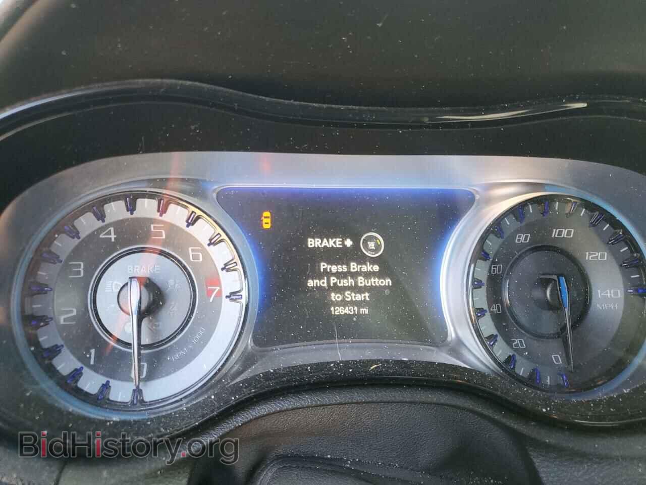 2015 CHRYSLER 300 - VIN: 2C3CCAGG6FH831637 - Фото 9