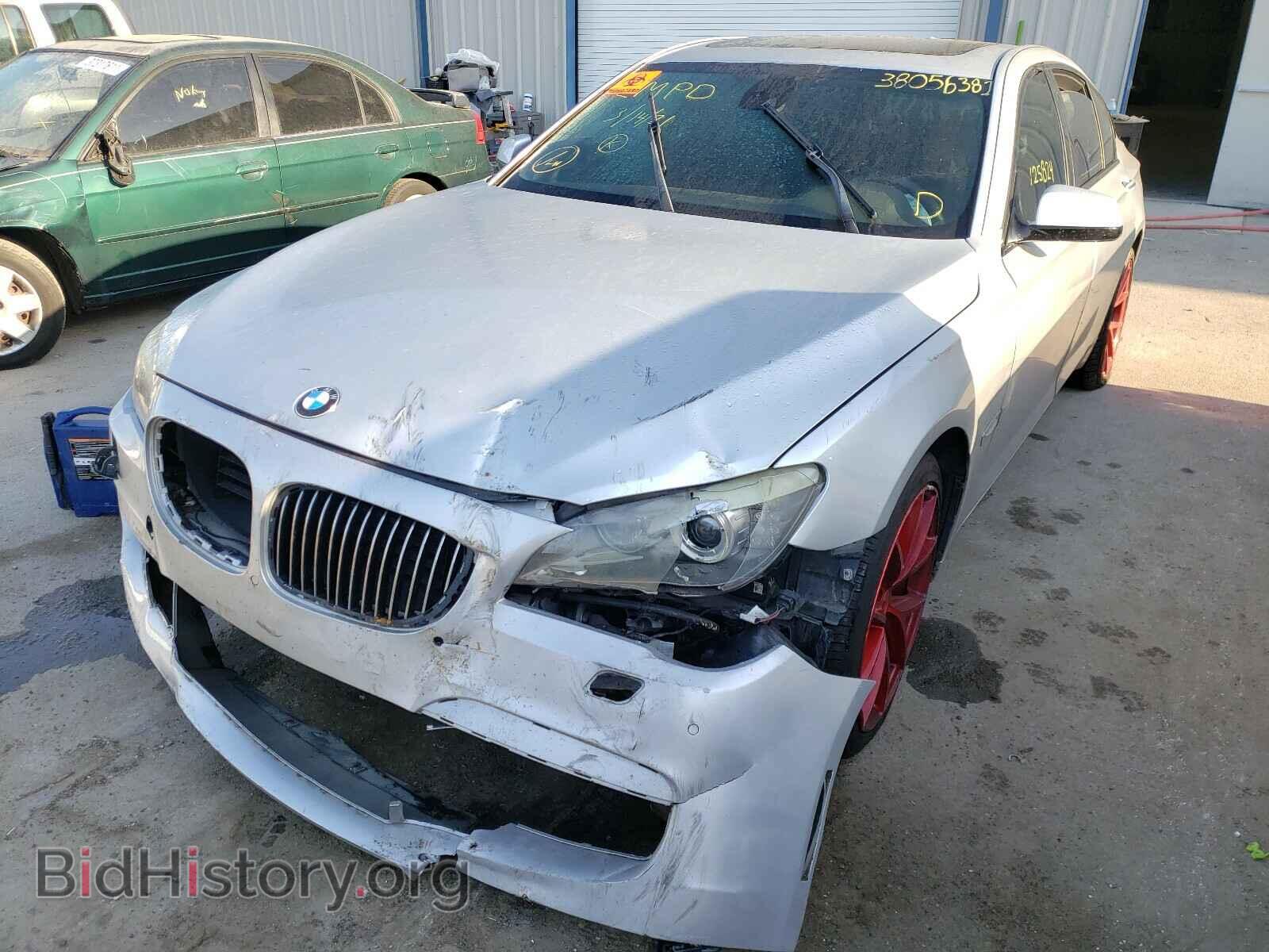 2012 BMW 7 SERIES - VIN: WBAKA8C59CDX01397 - Фото 2