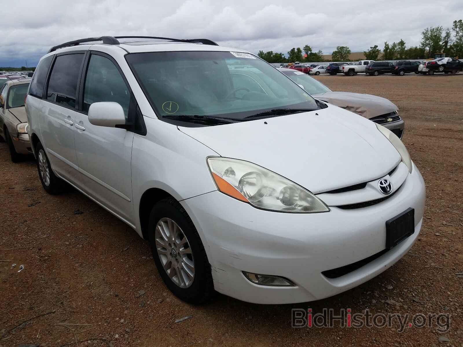 Photo 5TDZK22C28S158353 - TOYOTA SIENNA 2008