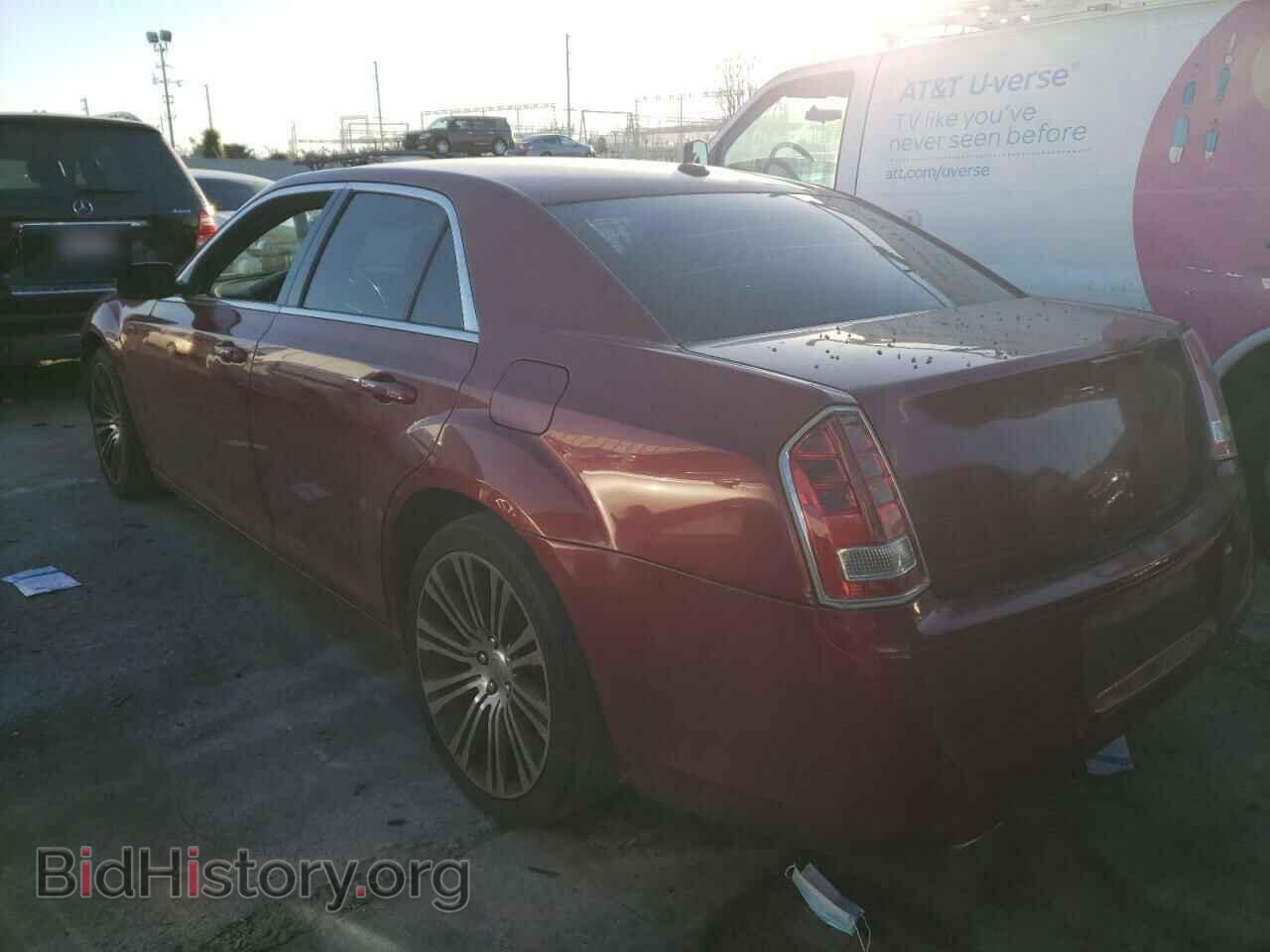 2013 CHRYSLER 300 - VIN: 2C3CCABG4DH713381 - Фото 2