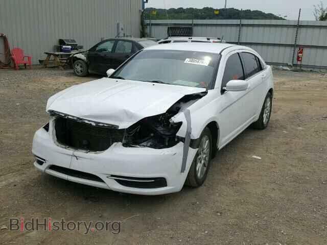 2013 CHRYSLER 200 - VIN: 1C3CCBAG8DN721434 - Photo 2