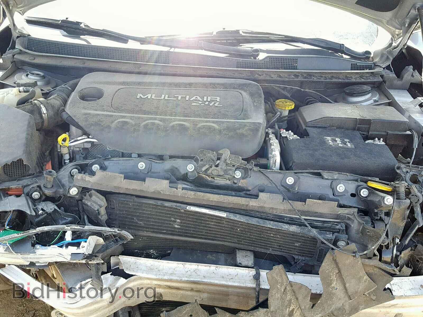 2016 CHRYSLER 200 - VIN: 1C3CCCAB9GN177122 - Photo 7