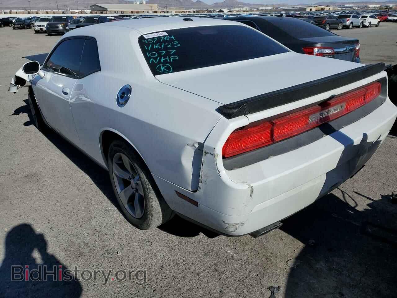 2014 DODGE CHALLENGER - VIN: 2C3CDYAG2EH304479 - Photo 2