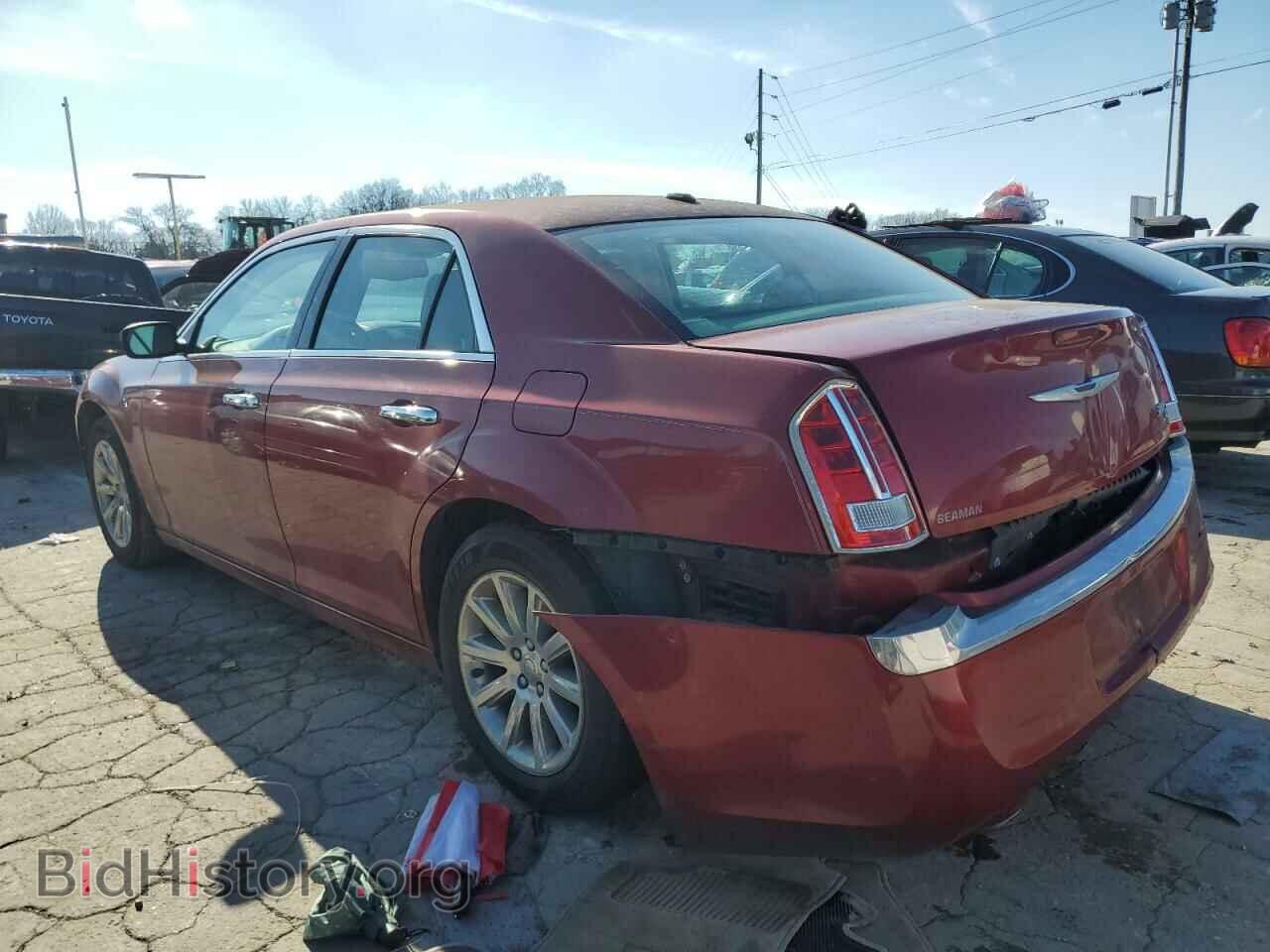 2011 CHRYSLER 300 - VIN: 2C3CA6CT5BH538182 - Фото 2