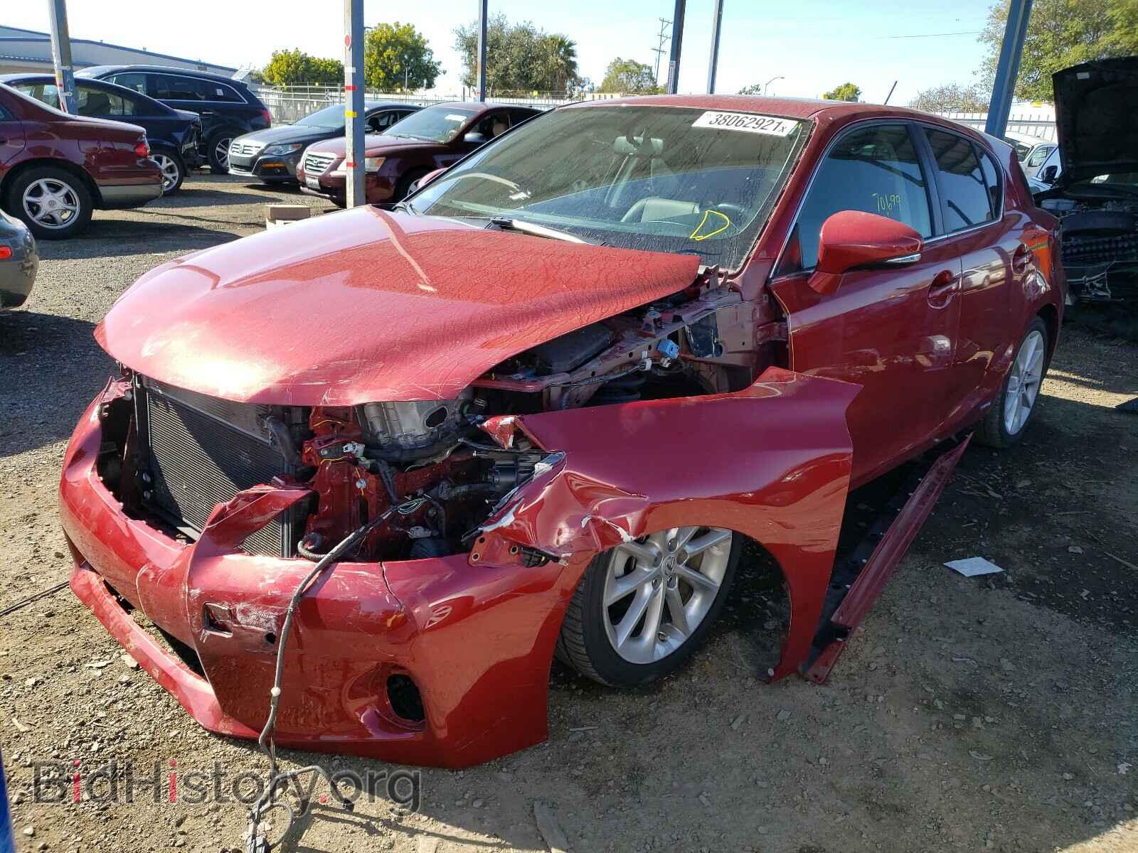 2013 LEXUS CT 200 - VIN: JTHKD5BHXD2141227 - Фото 2