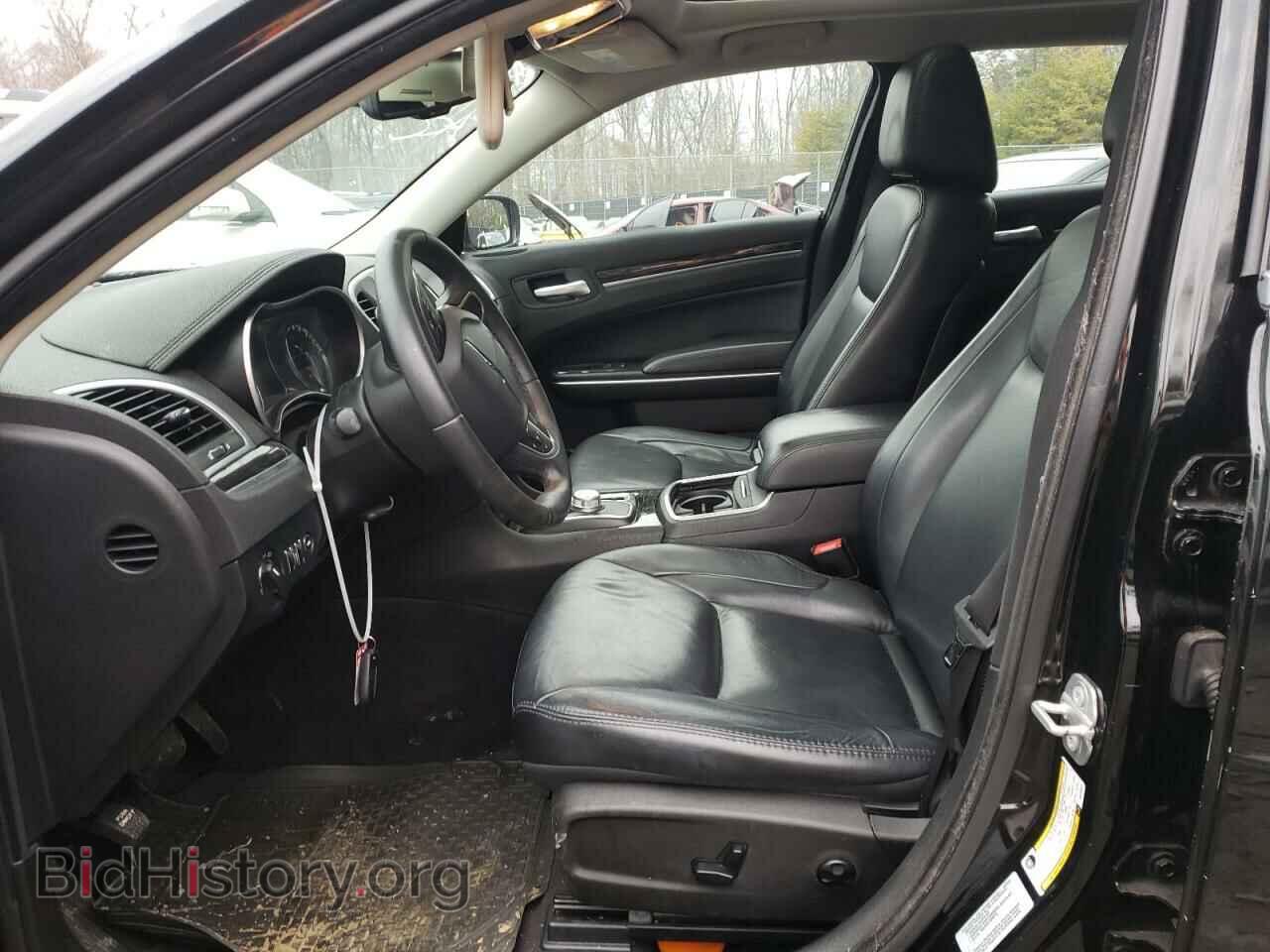 2016 CHRYSLER 300 - VIN: 2C3CCAAG4GH269957 - Фото 7