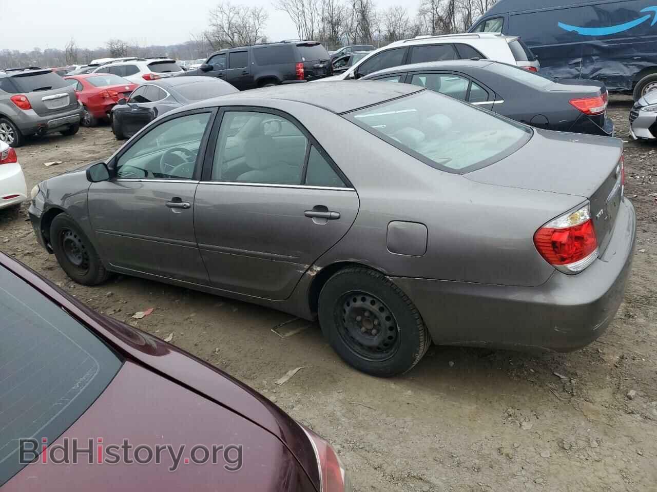 2006 TOYOTA CAMRY - VIN: 4T1BE32K86U725370 - Фото 2
