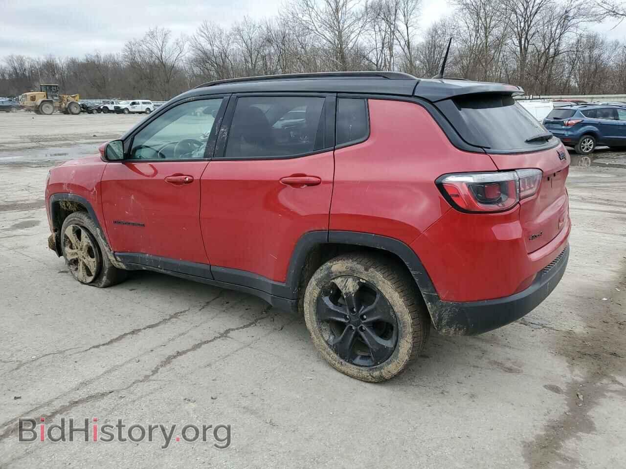 2018 JEEP COMPASS - VIN: 3C4NJDBB9JT400216 - Фото 2