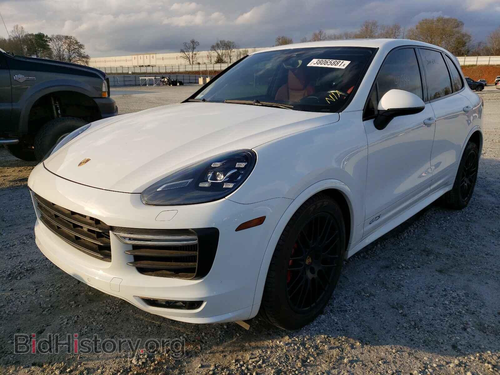 2016 PORSCHE CAYENNE - VIN: WP1AD2A21GLA71624 - Фото 2