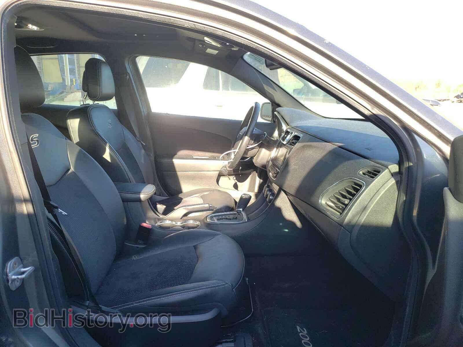 2011 CHRYSLER 200 - VIN: 1C3BC8FG4BN615518 - Фото 5