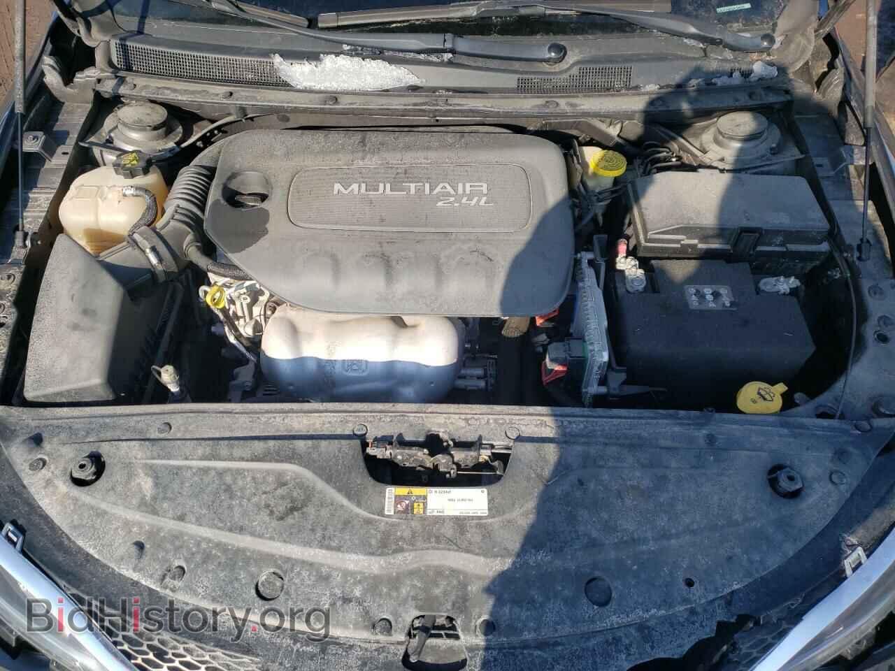 2016 CHRYSLER 200 - VIN: 1C3CCCAB6GN184593 - Фото 7