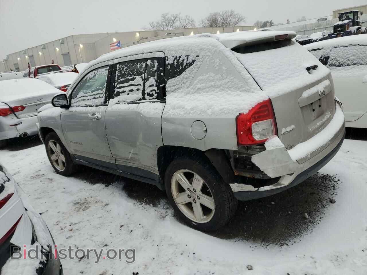2011 JEEP COMPASS - VIN: 1J4NF5FB9BD182149 - Photo 2