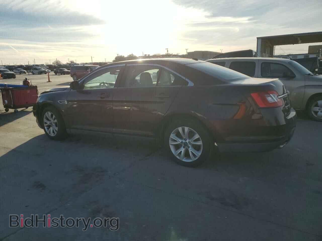 2011 FORD TAURUS - VIN: 1FAHP2EW7BG103438 - Photo 2