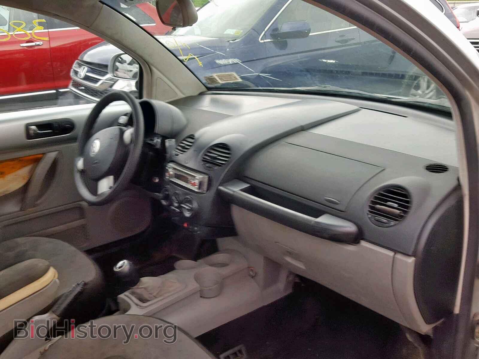 2000 VOLKSWAGEN BEETLE - VIN: 3VWCF21C2YM449539 - Фото 9