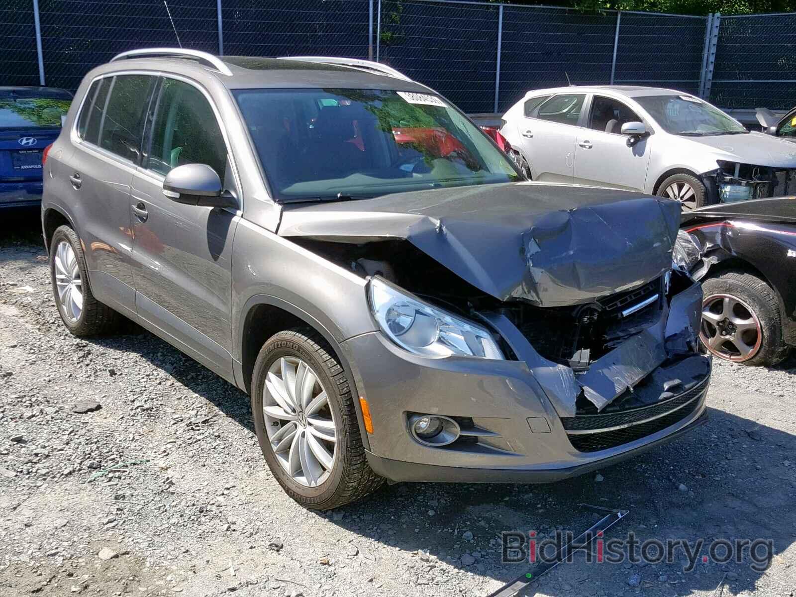 Photo WVGBV7AX0BW552446 - VOLKSWAGEN TIGUAN S 2011