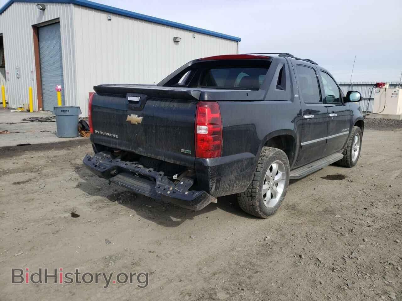 2011 CHEVROLET AVALANCHE - VIN: 3GNTKGE31BG347328 - Photo 4