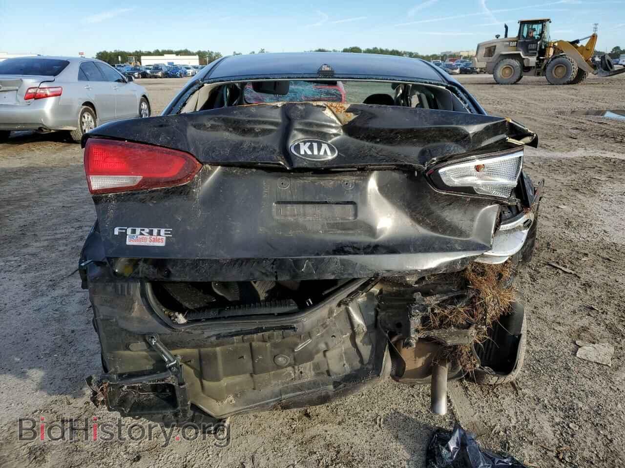 2017 KIA FORTE - VIN: 3KPFK4A78HE046900 - Фото 6