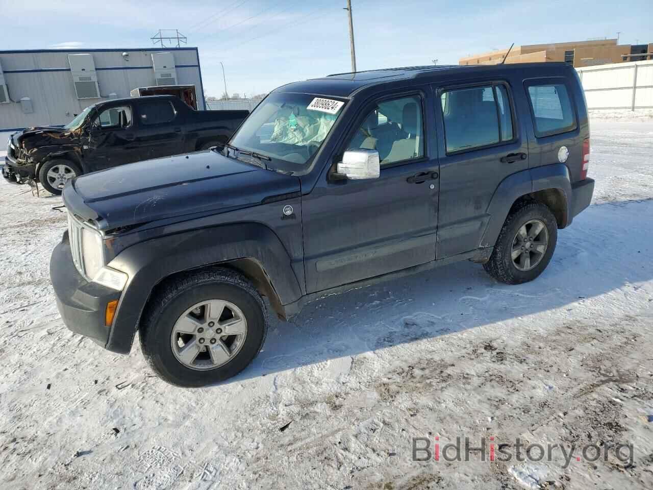 Photo 1J8GN28K18W287383 - JEEP LIBERTY 2008