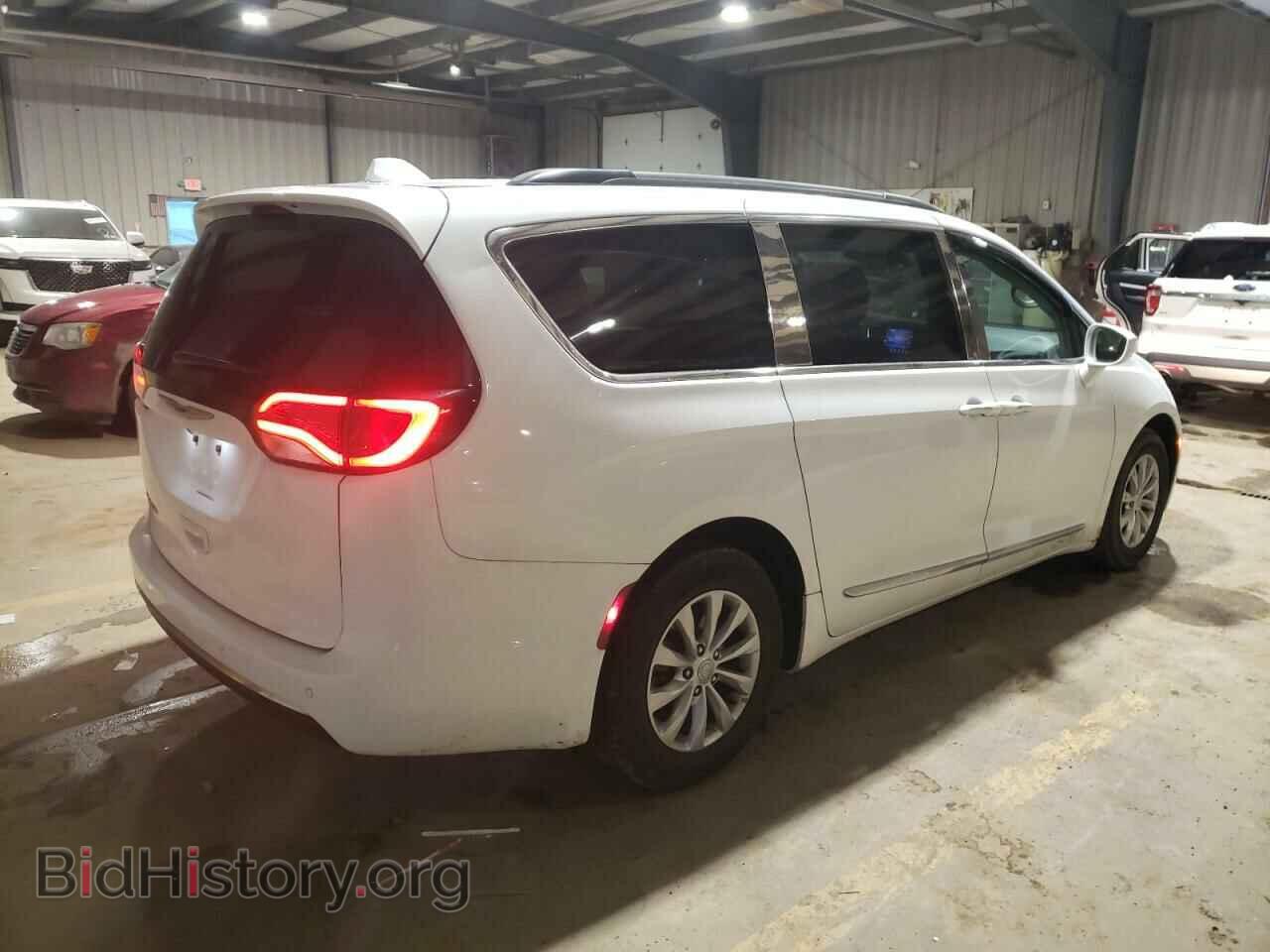2017 CHRYSLER PACIFICA - VIN: 2C4RC1BGXHR523610 - Photo 3