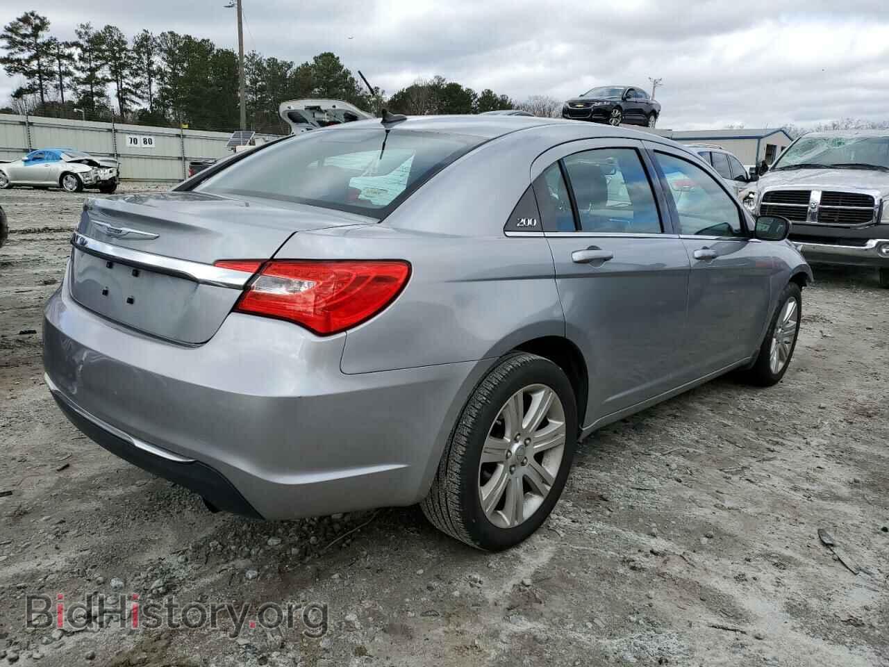 2013 CHRYSLER 200 - VIN: 1C3CCBBB7DN542790 - Фото 3
