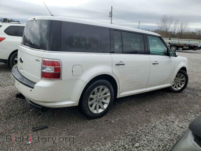 2011 Ford FLEX (VIN 2FMGK5CC9BBD29983) — фото 3 из 12