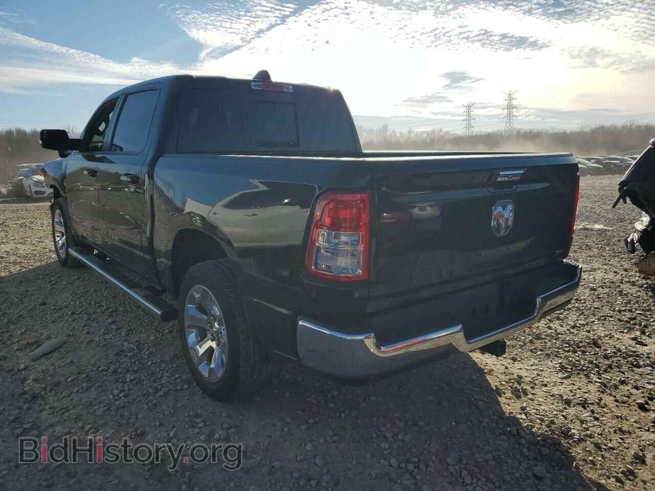 2019 RAM 1500 - VIN: 1C6RRFFG9KN818893 - Фото 2