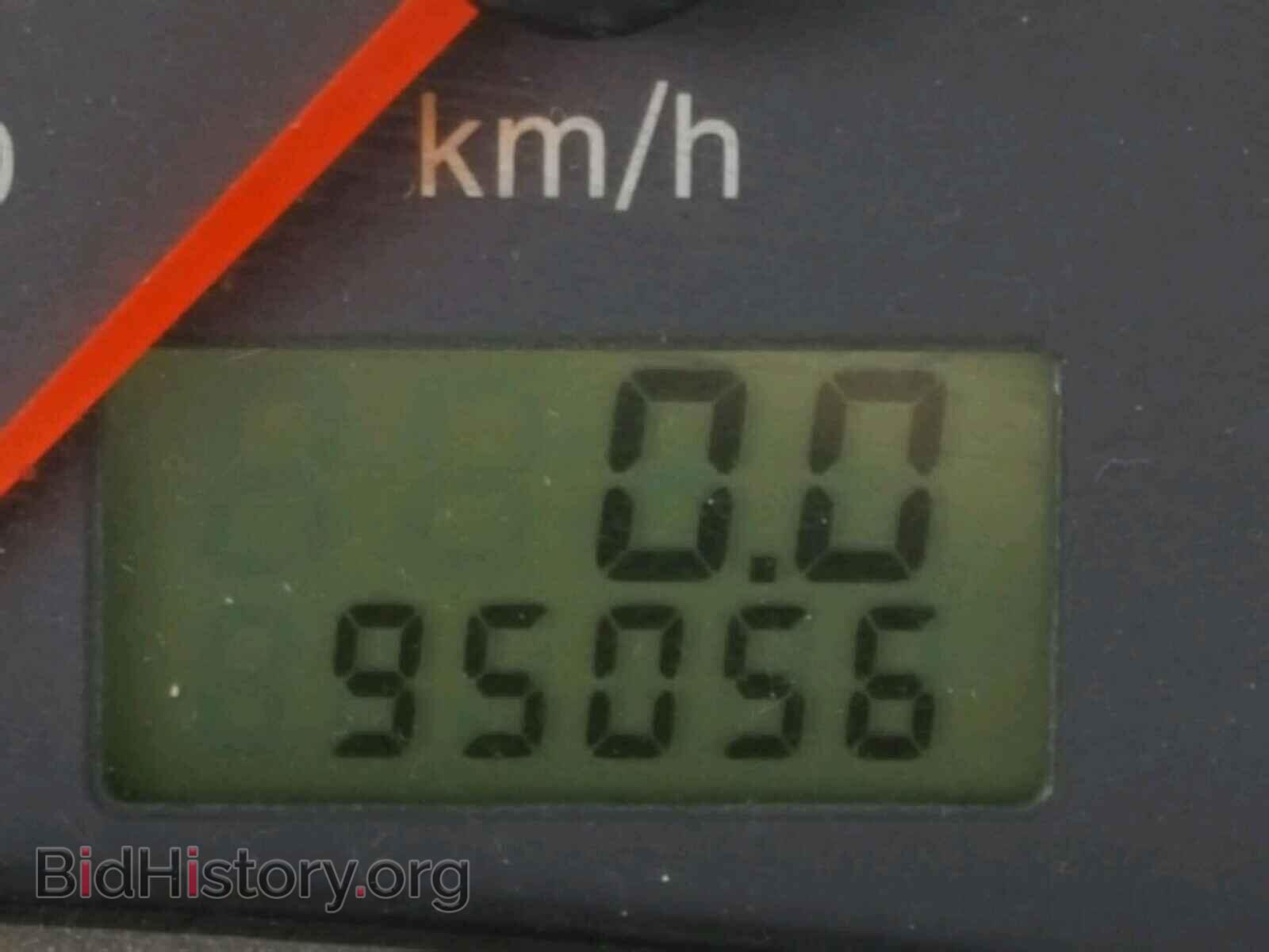 2005 FORD FOCUS - VIN: 1FAFP34N75W210411 - Фото 8