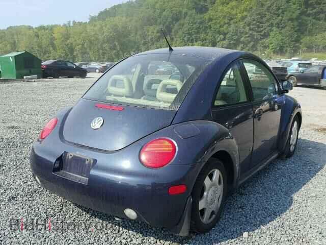 2000 VOLKSWAGEN BEETLE - VIN: 3VWCC21C4YM426837 - Фото 4