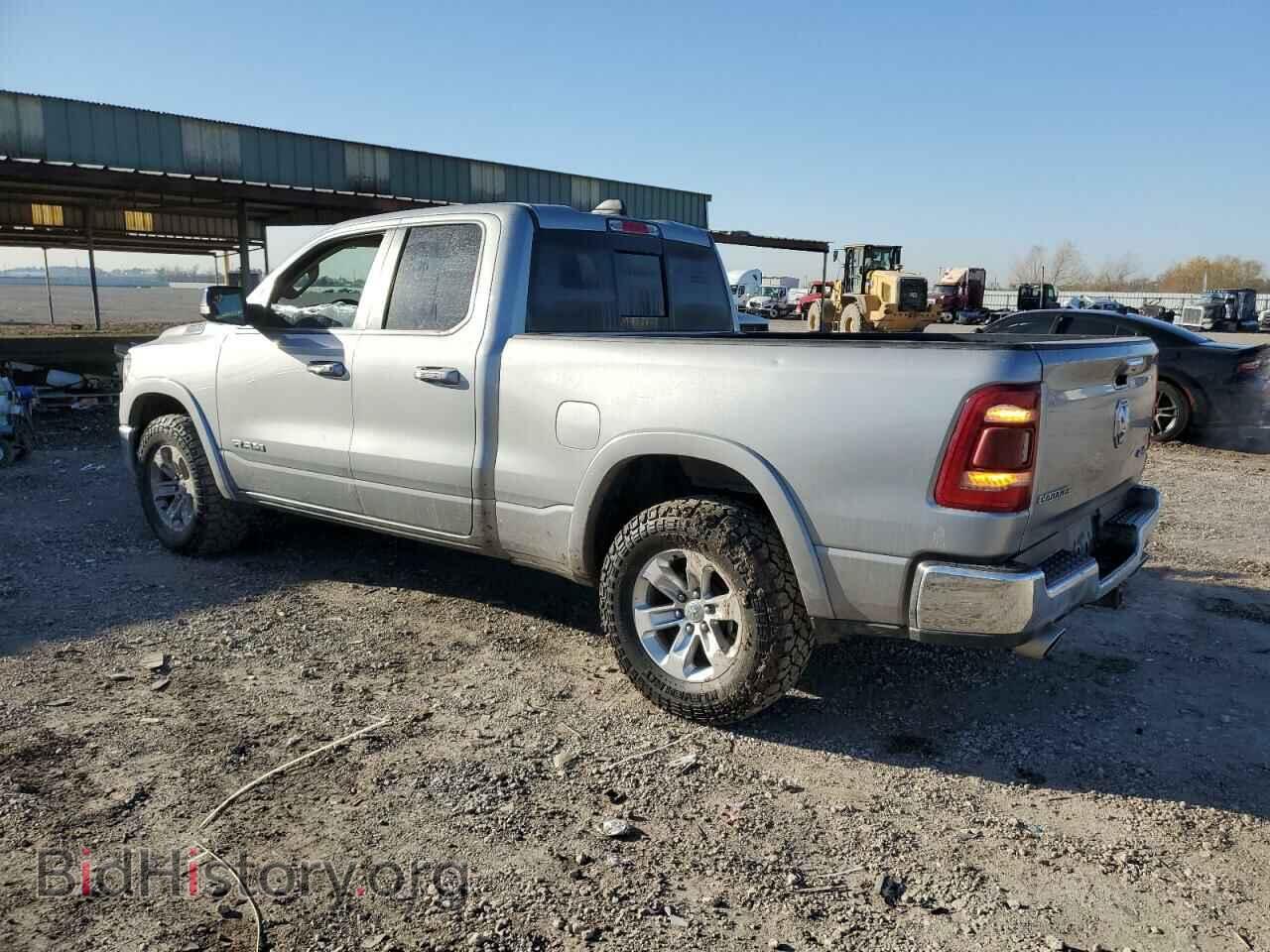 2020 RAM 1500 - VIN: 1C6SRFDT3LN280081 - Фото 2