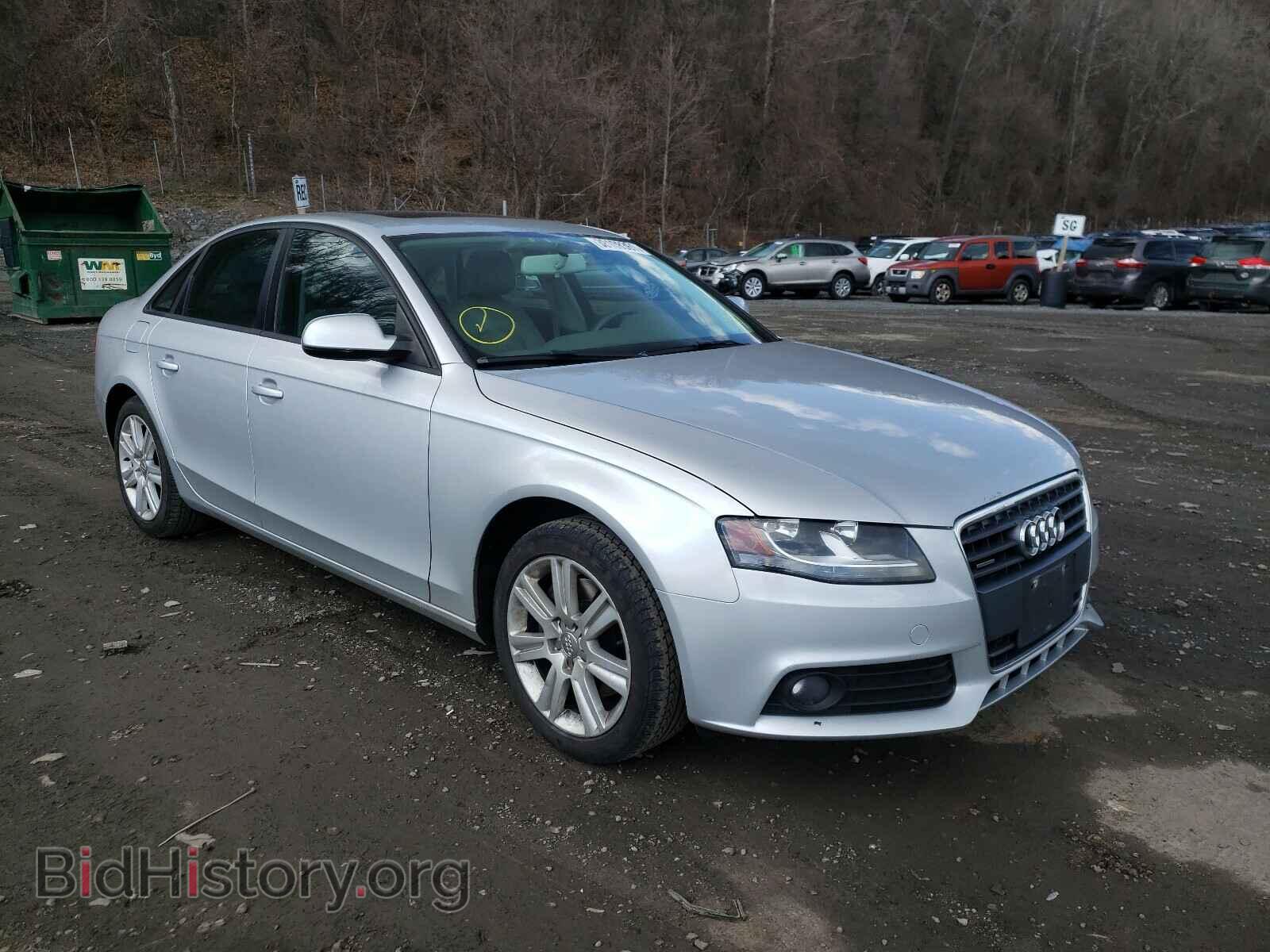 Фотография WAUBFAFL5AN051851 - AUDI A4 2010