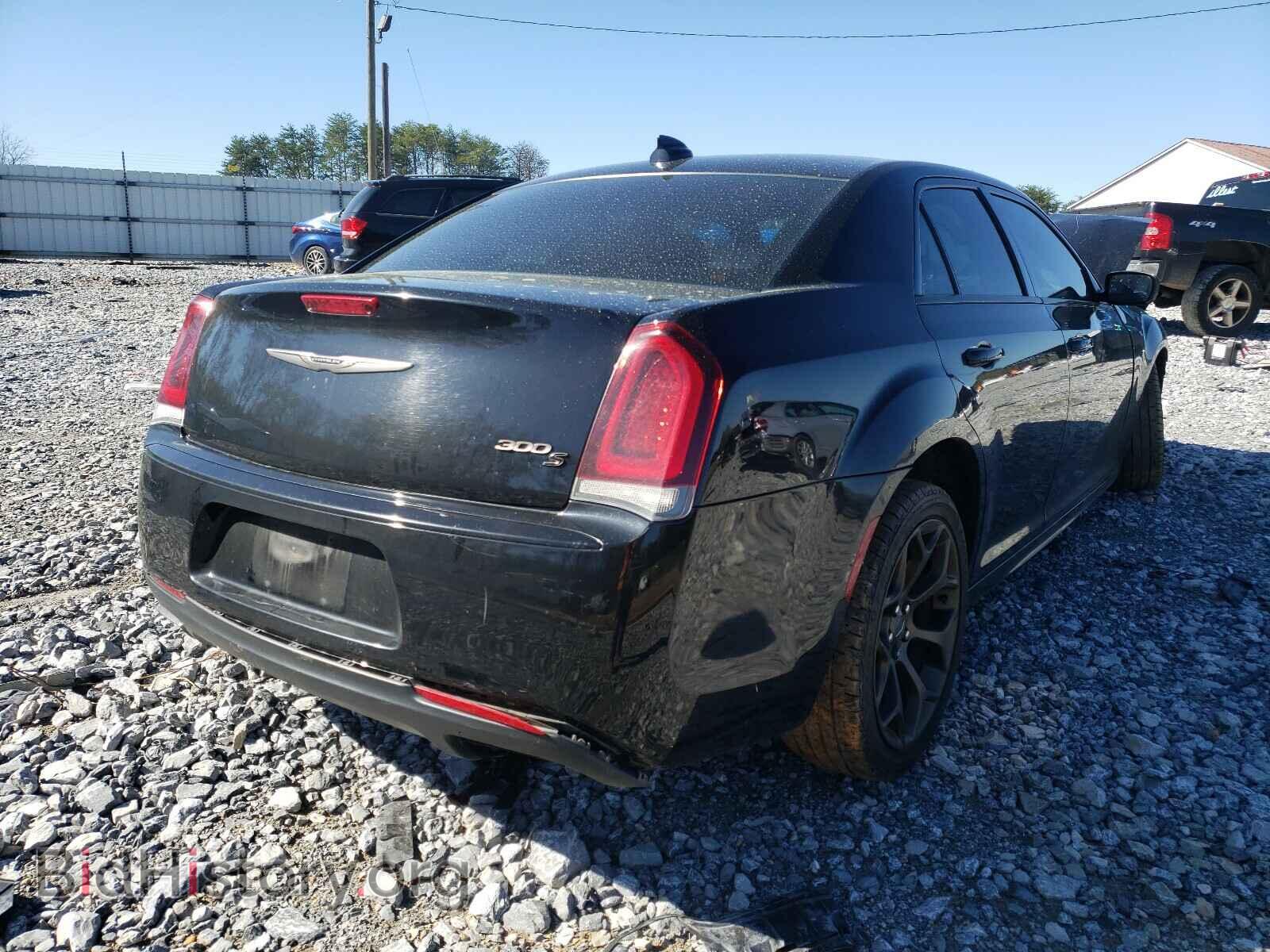 2016 CHRYSLER 300 - VIN: 2C3CCABG2GH334562 - Фото 4