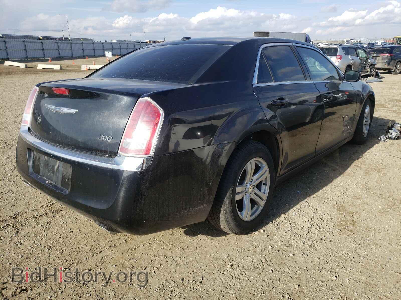 2013 CHRYSLER 300 - VIN: 2C3CCAAG0DH522199 - Фото 4