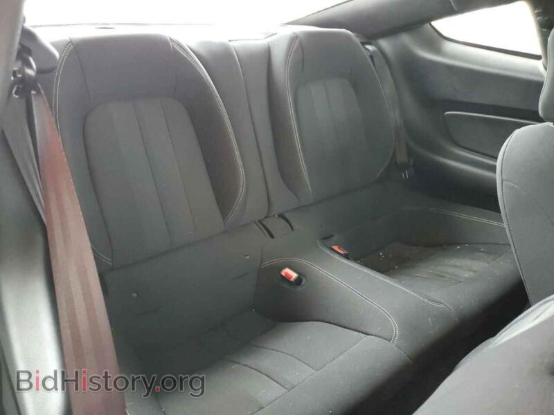 2020 Ford MUSTANG (VIN 1FA6P8TH2L5150100) — photo 10 of 12