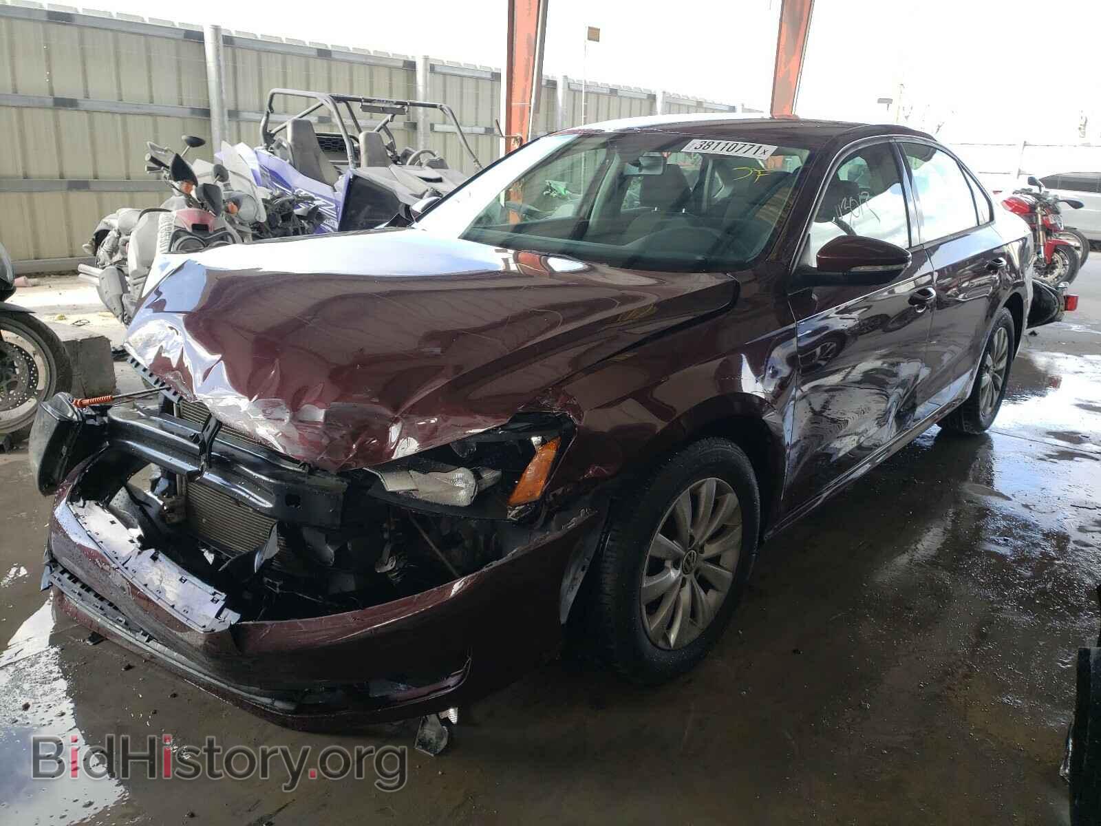 2012 VOLKSWAGEN PASSAT - VIN: 1VWAP7A38CC090094 - Фото 2