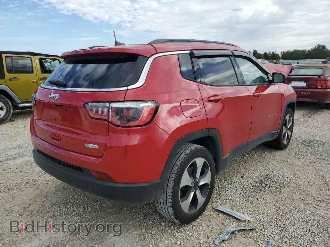 2018 JEEP COMPASS - VIN: 3C4NJCBB7JT227760 - Фото 3