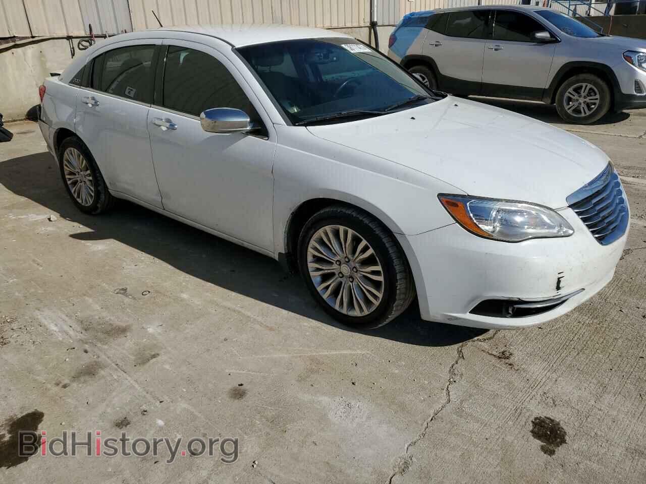 2012 CHRYSLER 200 - VIN: 1C3CCBCB1CN277829 - Фото 4