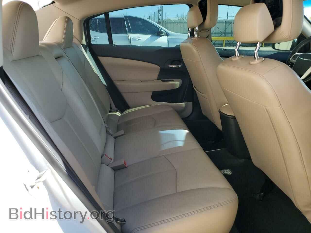 2012 CHRYSLER 200 - VIN: 1C3CCBCB1CN277829 - Фото 10