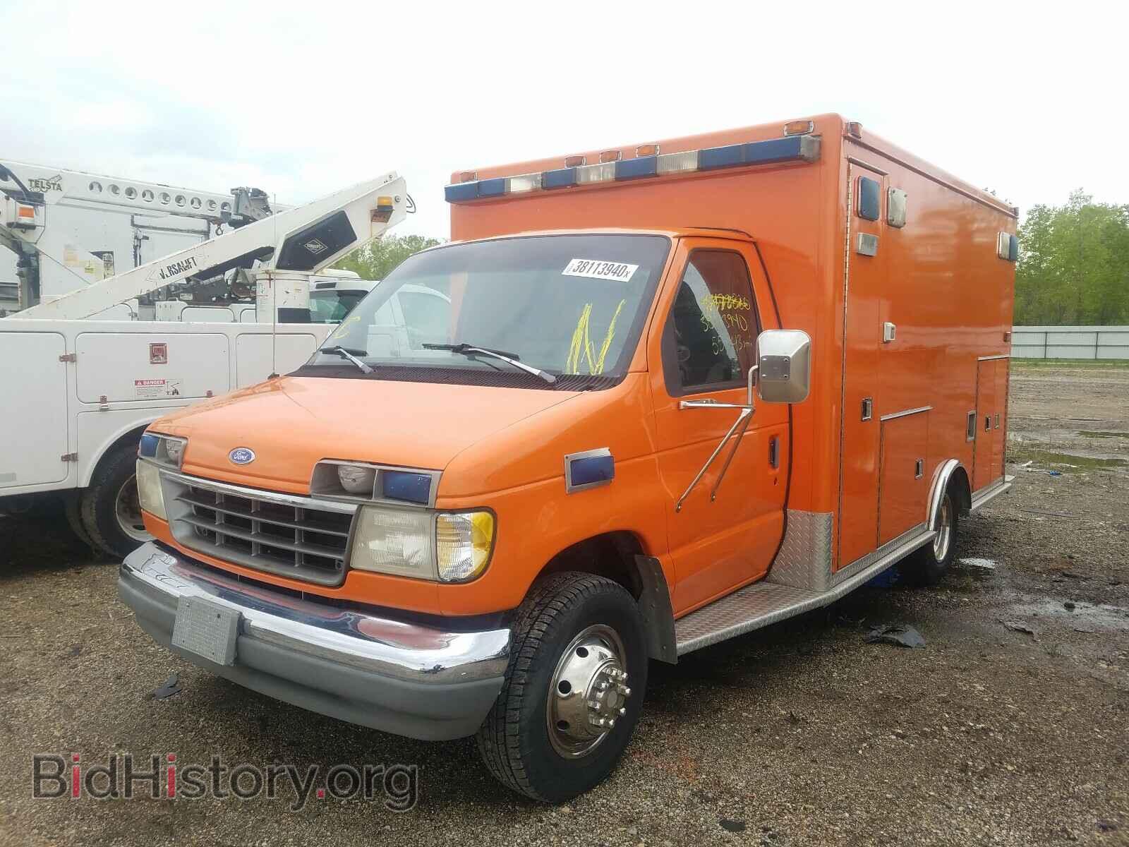 1993 FORD ECONOLINE - VIN: 1FDKE30M4PHB17912 - Photo 2