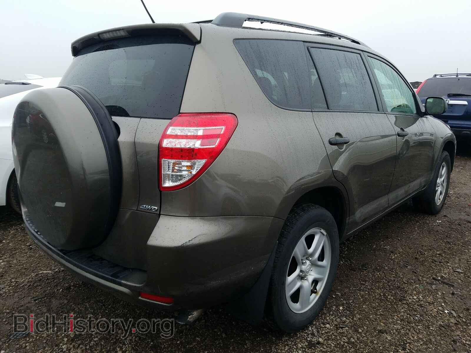 2011 TOYOTA RAV4 - VIN: 2T3BF4DV8BW098942 - Фото 4