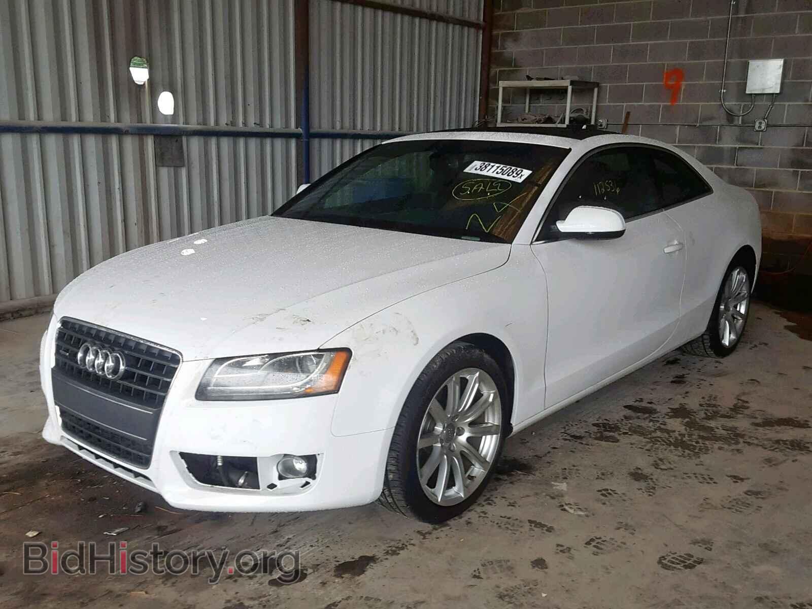 2011 AUDI A5 PREMIUM - VIN: WAULFAFR8BA055412 - Фото 2