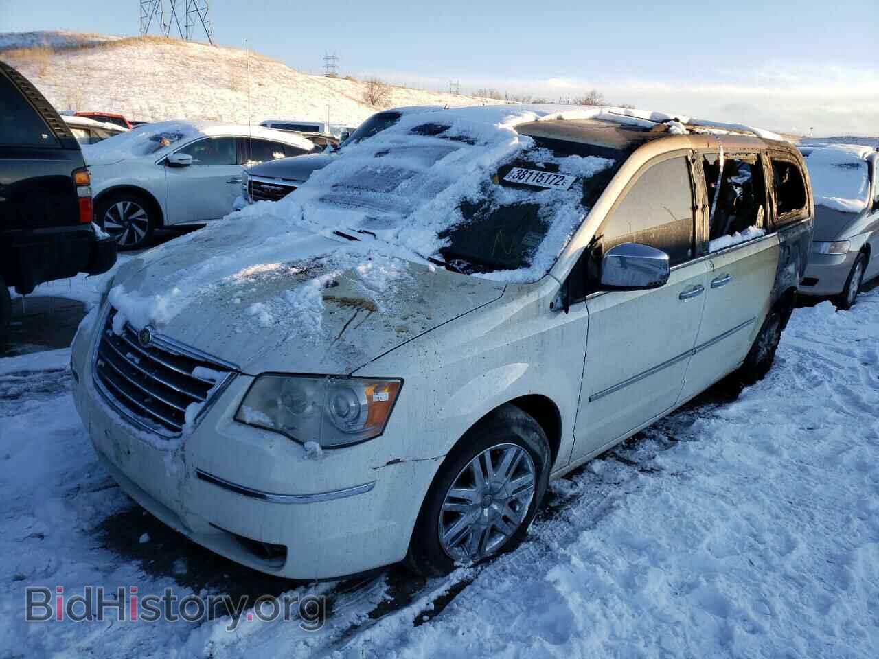 2008 CHRYSLER MINIVAN - VIN: 2A8HR64X78R736219 - Фото 2