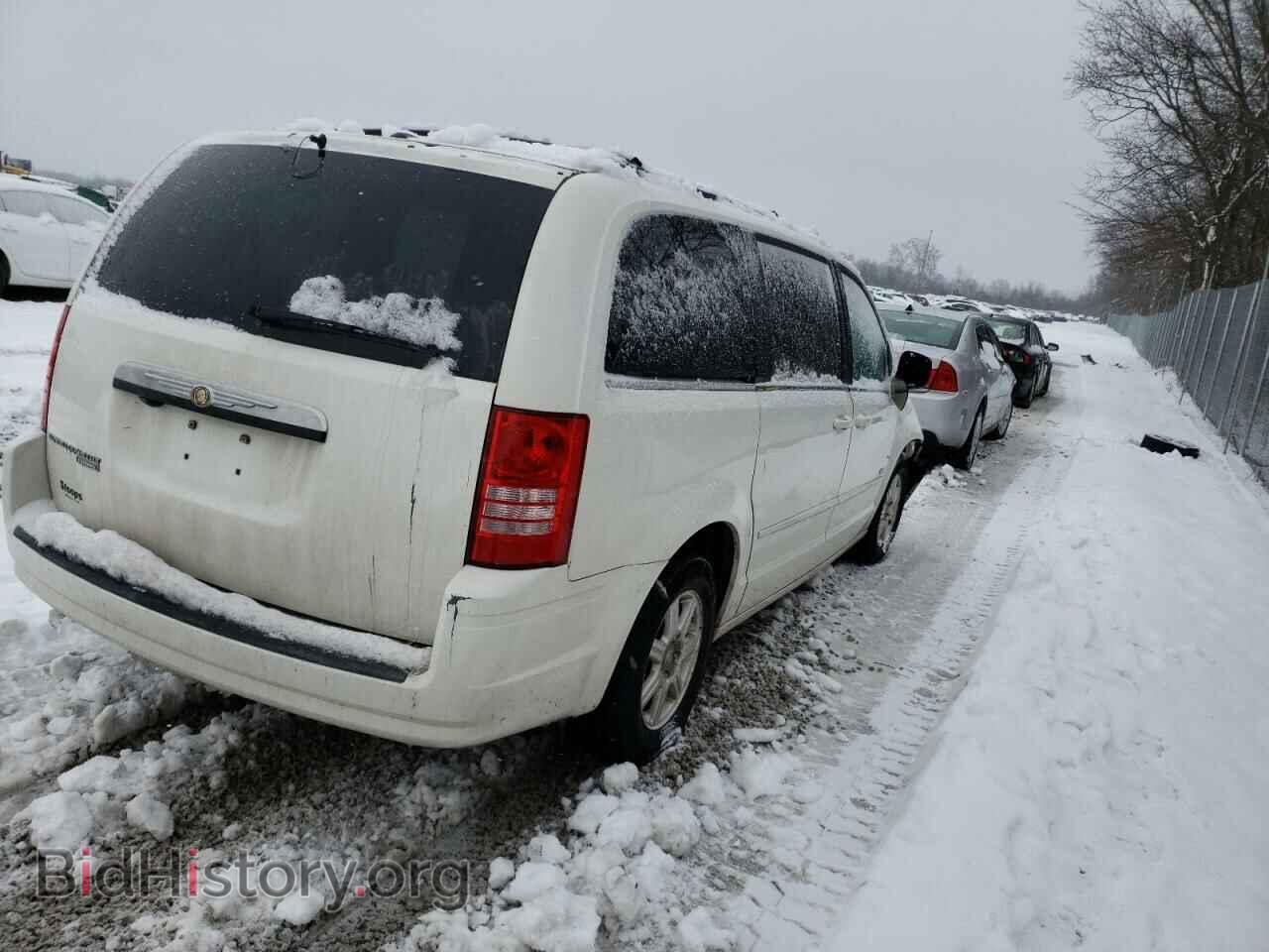 2008 CHRYSLER MINIVAN - VIN: 2A8HR54P18R803374 - Фото 3