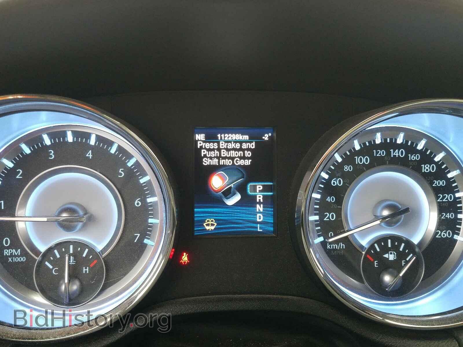 2013 CHRYSLER 300 - VIN: 2C3CCAAG0DH714383 - Фото 8