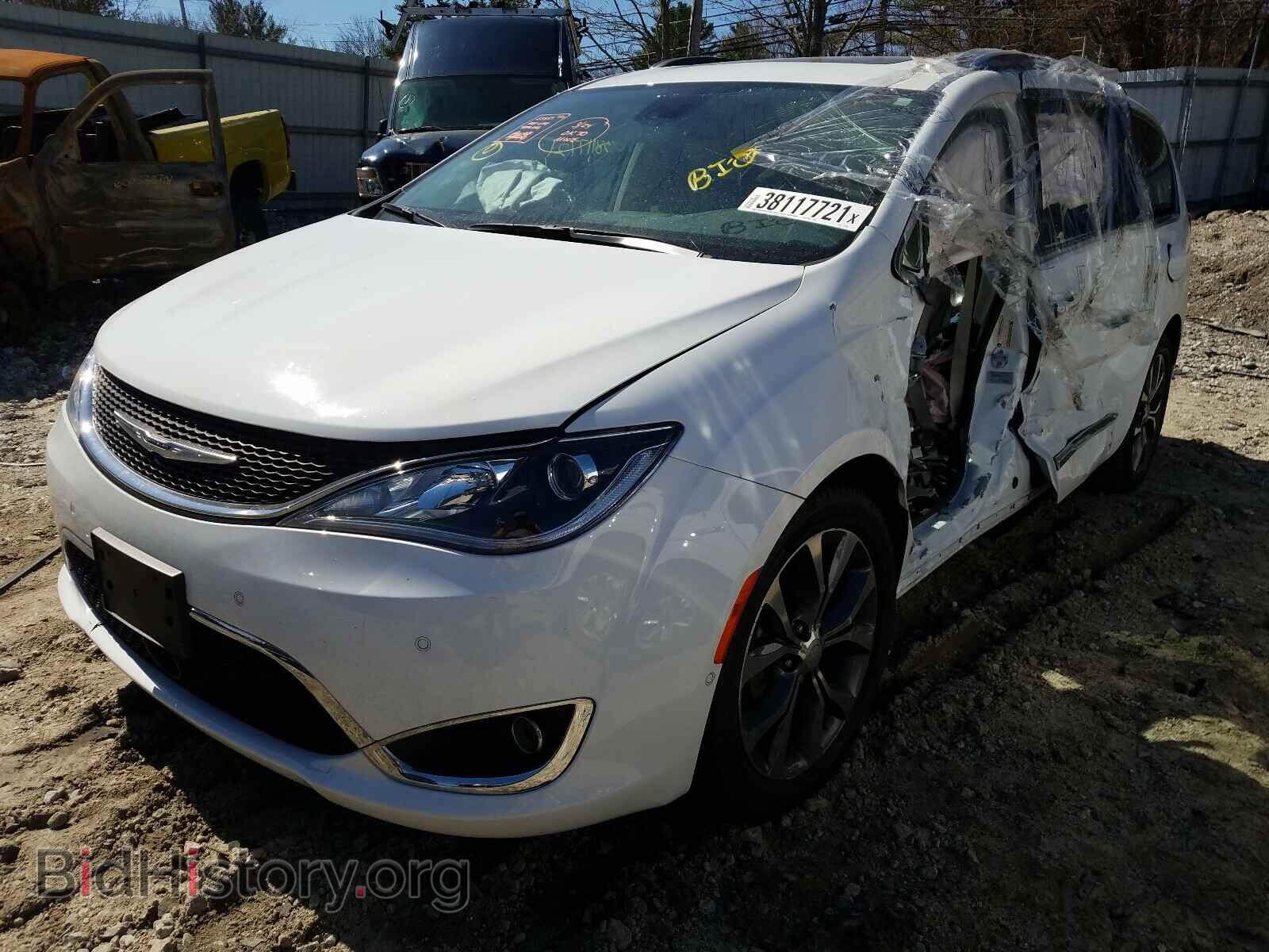 2017 CHRYSLER PACIFICA - VIN: 2C4RC1GG3HR777894 - Photo 2
