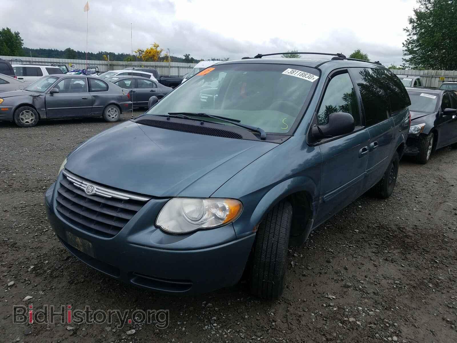 2005 CHRYSLER MINIVAN - VIN: 2C4GP44R15R116685 - Фото 2