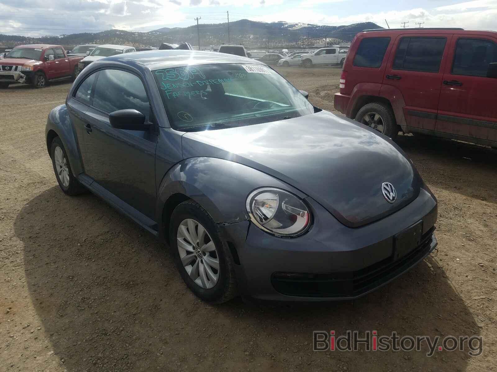 Photo 3VWFP7AT1DM660197 - VOLKSWAGEN BEETLE 2013