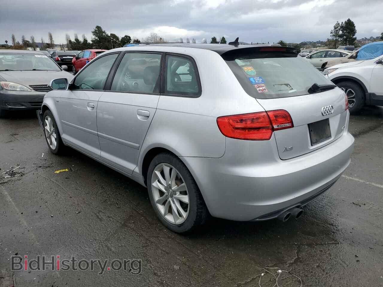2011 AUDI A3 - VIN: WAUBEAFM2BA136814 - Фото 2