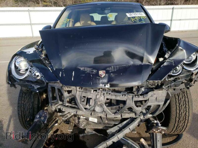 2011 Porsche CAYENNE (VIN WP1AB2A20BLA43795) — photo 7 of 10
