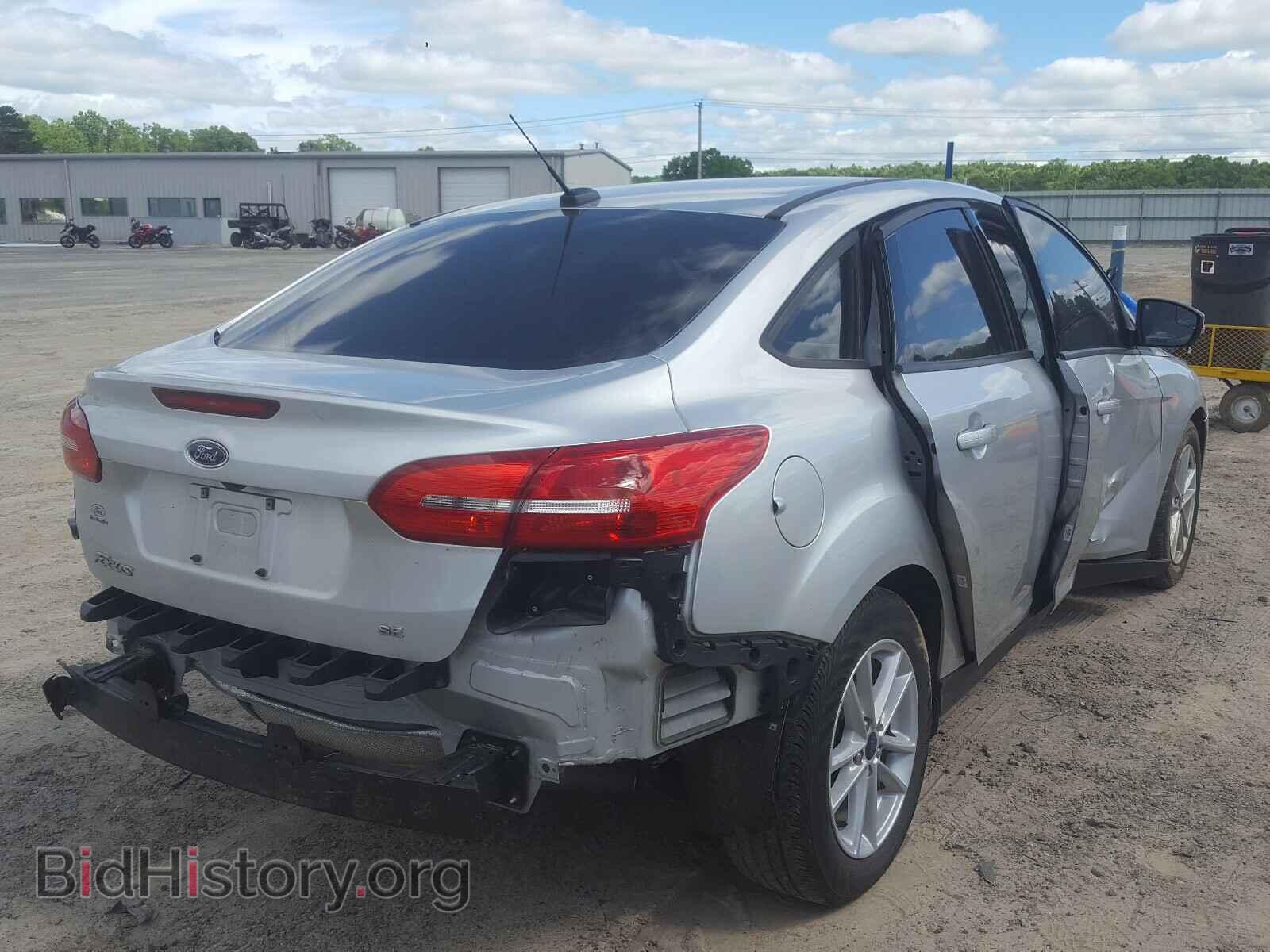 2017 FORD FOCUS - VIN: 1FADP3F24HL345863 - Photo 4