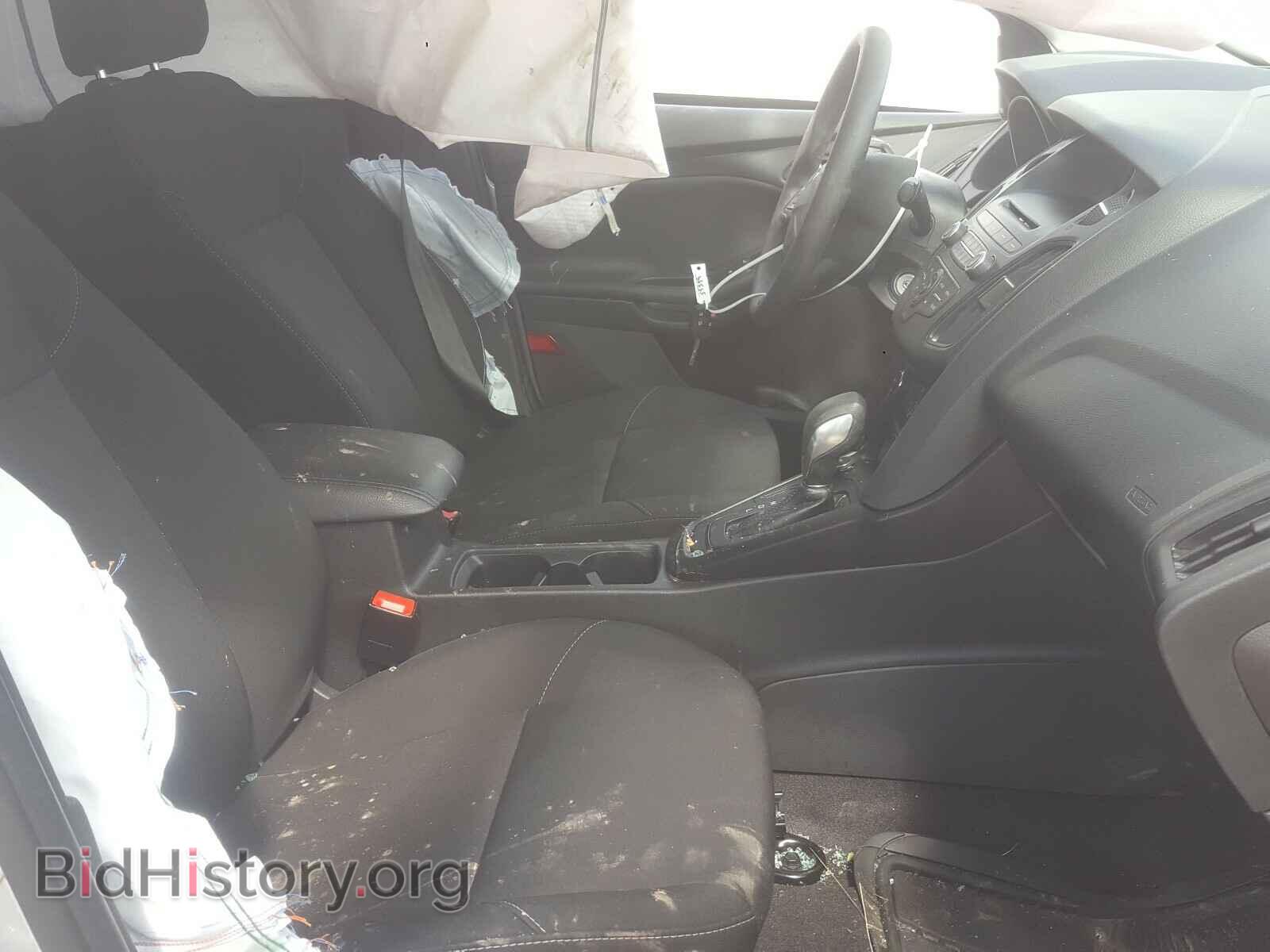 2017 FORD FOCUS - VIN: 1FADP3F24HL345863 - Photo 5